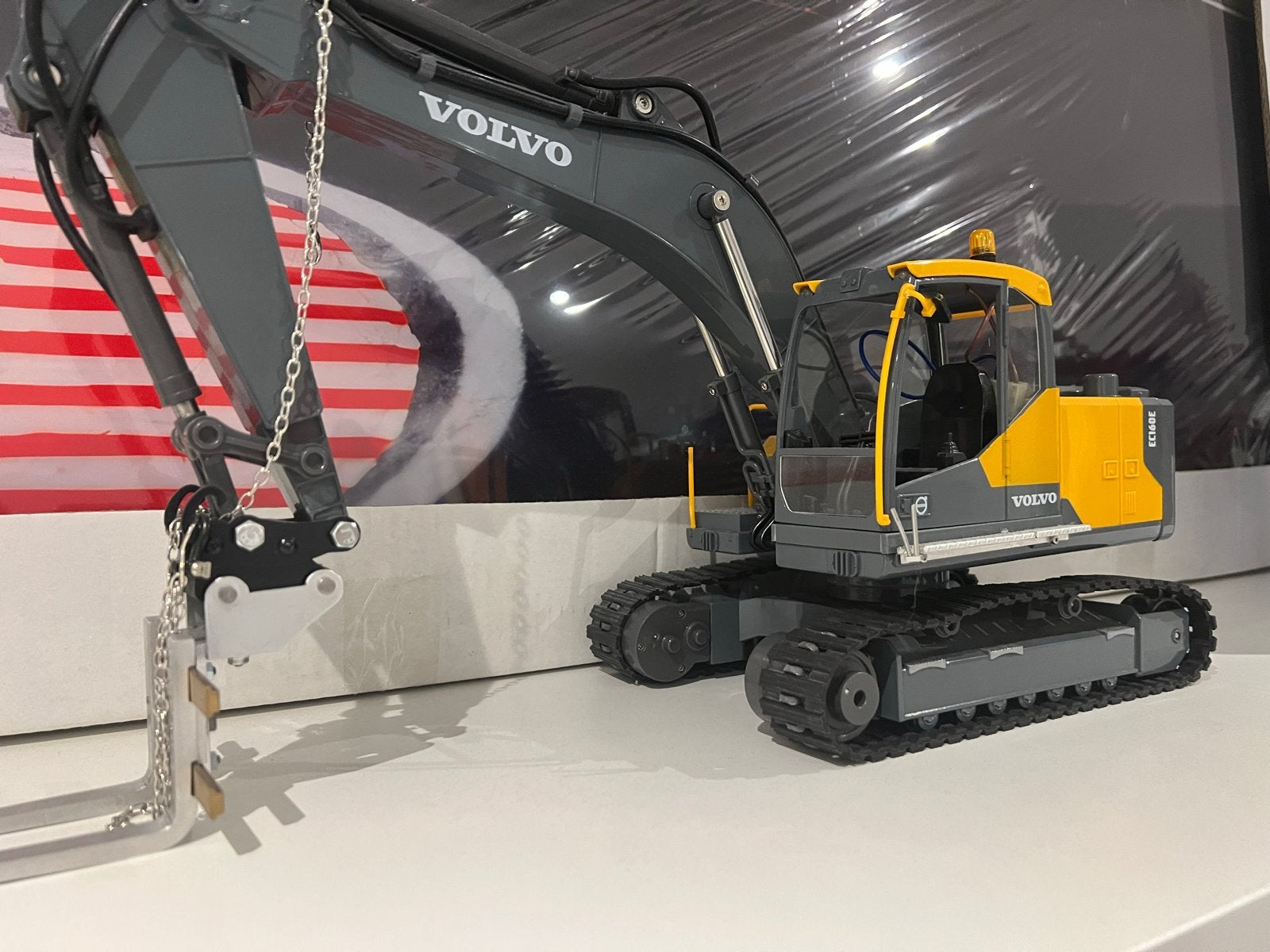 Volvo EC950E RC Graafmachine met accessoires, Gebruikt, Auto offroad, RTR (Ready to Run), Overige schalen