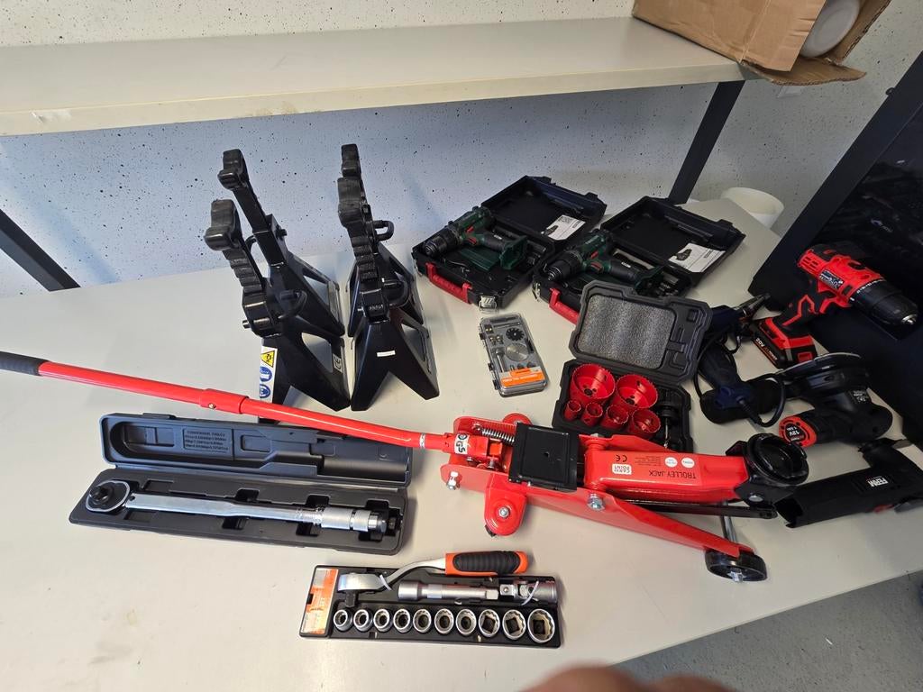 Complete gereedschap set: boormachines, slijper, garagegeree, Ophalen of Verzenden, Zo goed als nieuw, Boormachine