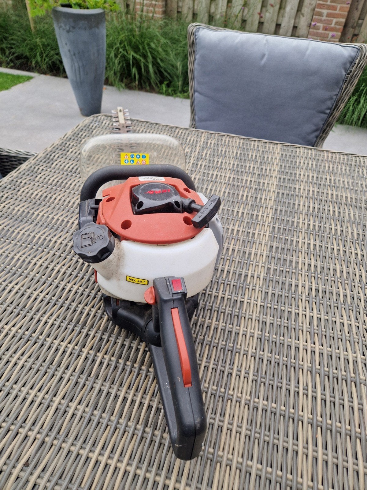 IKRA Mogatec BHSN 602 Heggenschaar op Benzine, Tuin en Terras, Heggenscharen, Gebruikt, Benzine, Ophalen