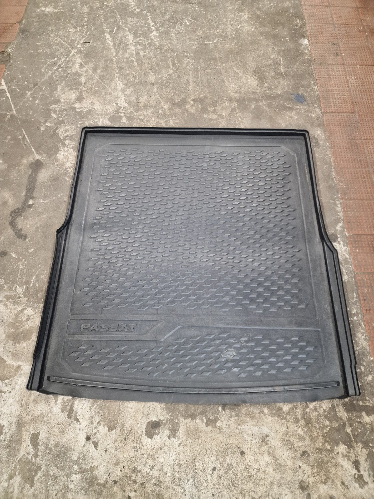 Rubberen Kofferbak Mat Passat B8 Station 2014-2023, Ophalen of Verzenden, Gebruikt