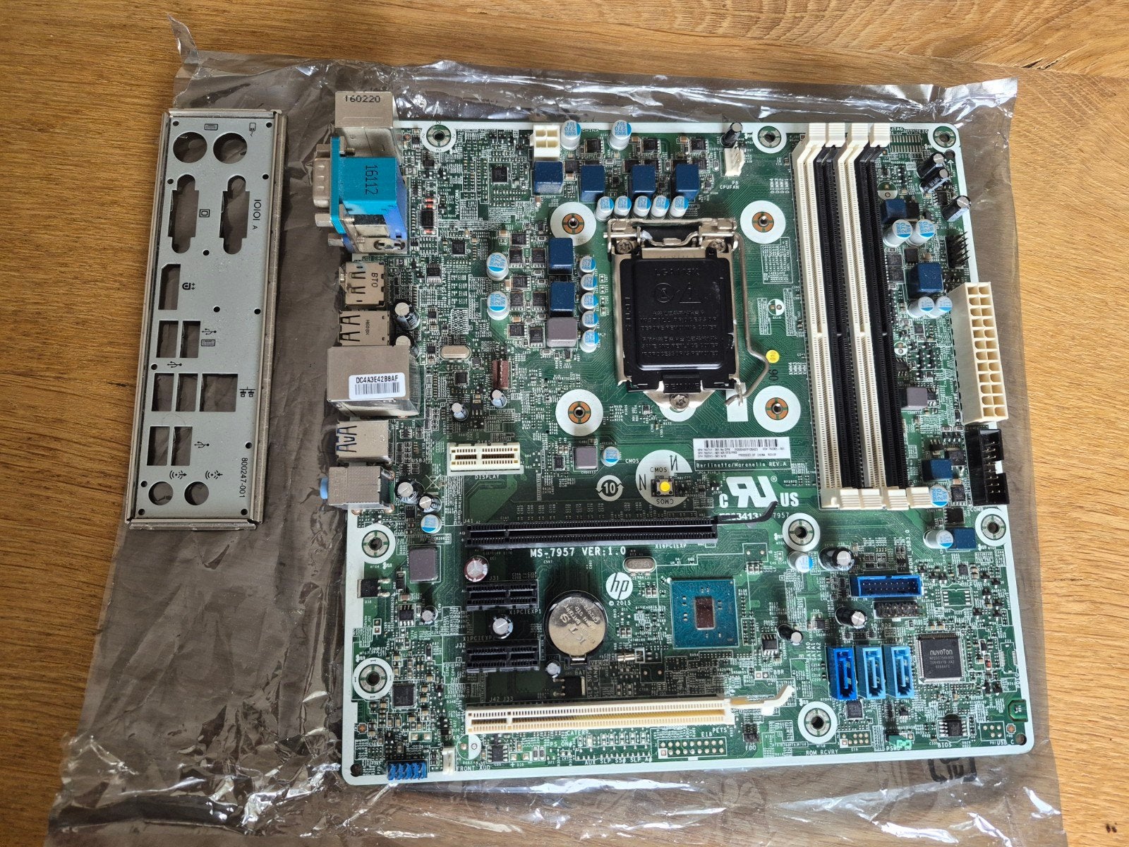 Hp Moederbord LGA1151 ddr4, Computers en Software, Gebruikt, LGA 1151, DDR4, Ophalen of Verzenden