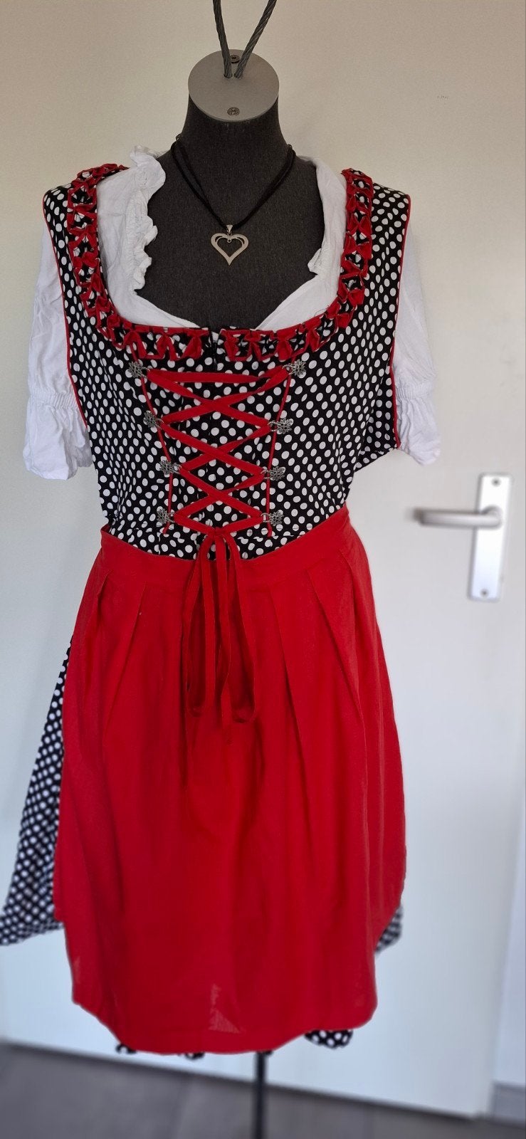 Haus Huberts dirndl oktoberfeest jurk maat 44 46 igs, Haus Huberts, Maat 42/44 (L), Ophalen of Verzenden, Overige thema's