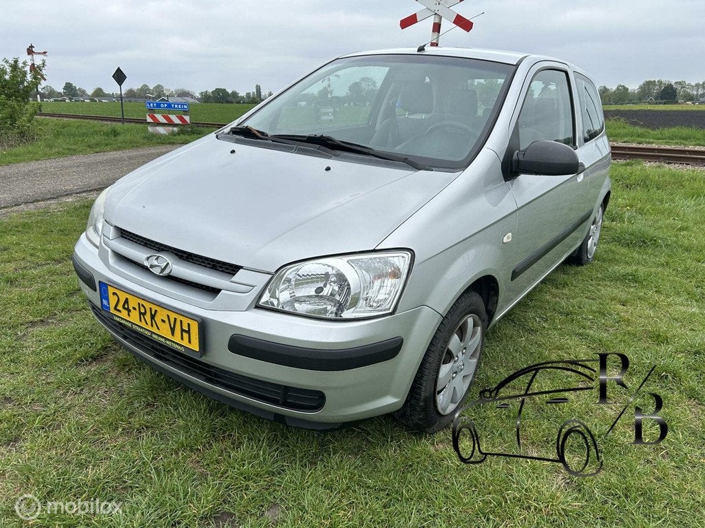 Hyundai Getz 1.1i Active NIEUWE APK LAGE KILOMETERS, Voorwielaandrijving, 31 €/maand, 4 cilinders, Origineel Nederlands