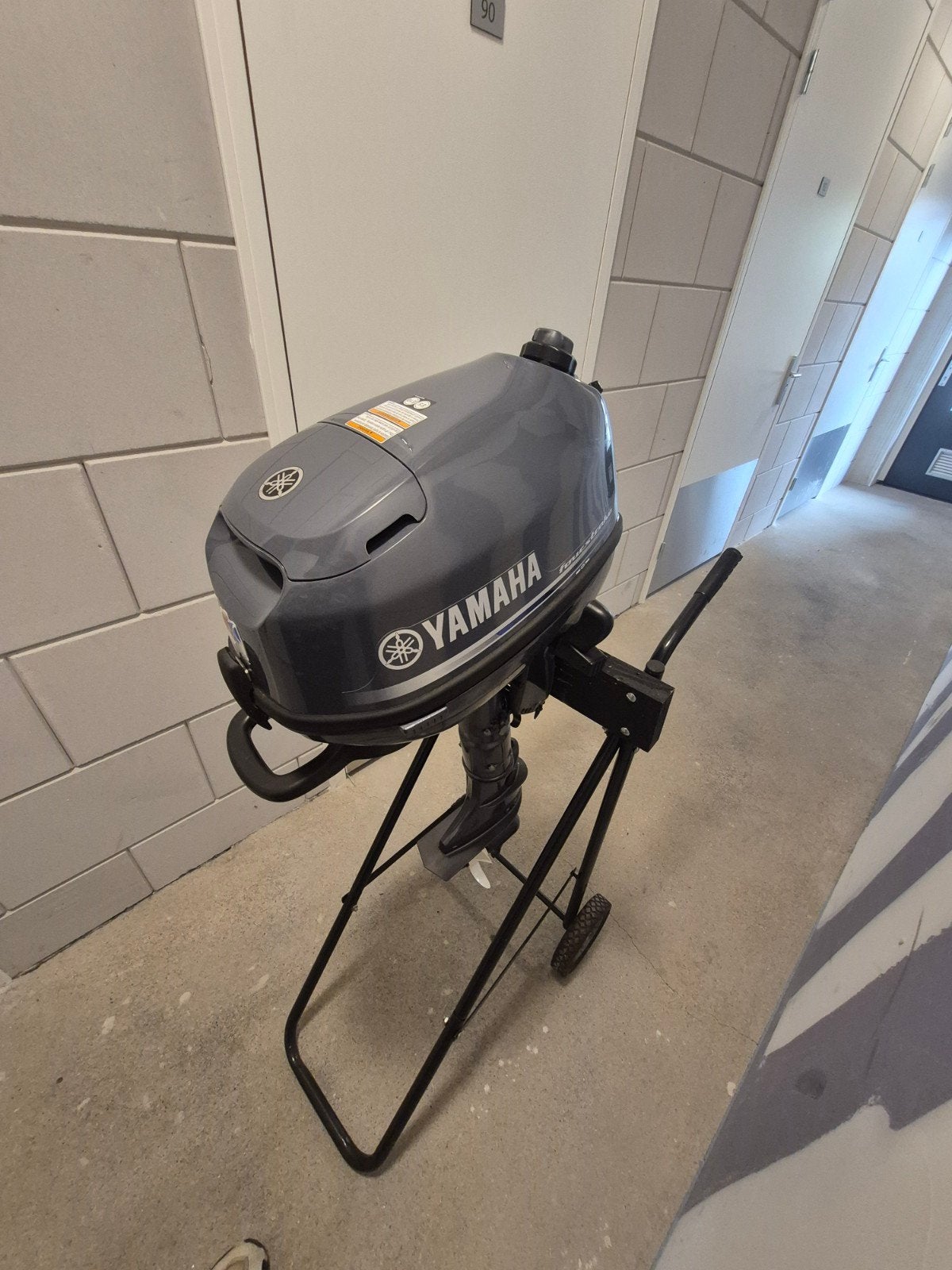 Yamaha 6 pk buitenboordmotor - Zo goed als nieuw, Watersport en Boten, Ophalen, 5 tot 10 pk, Viertaktmotor, Zo goed als nieuw