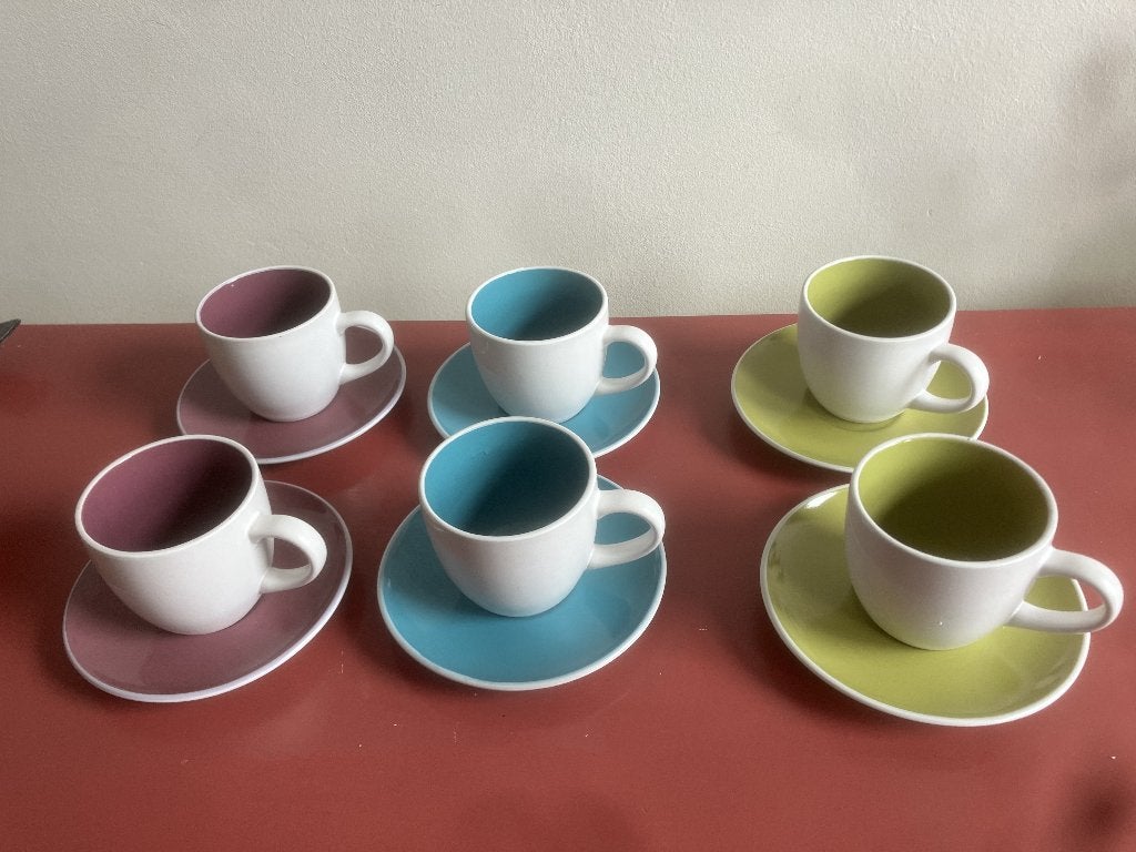 Unieke design koffiekopjes met gekleurde binnenkant (6x), Keramiek, Ophalen of Verzenden, Zo goed als nieuw, Overige stijlen