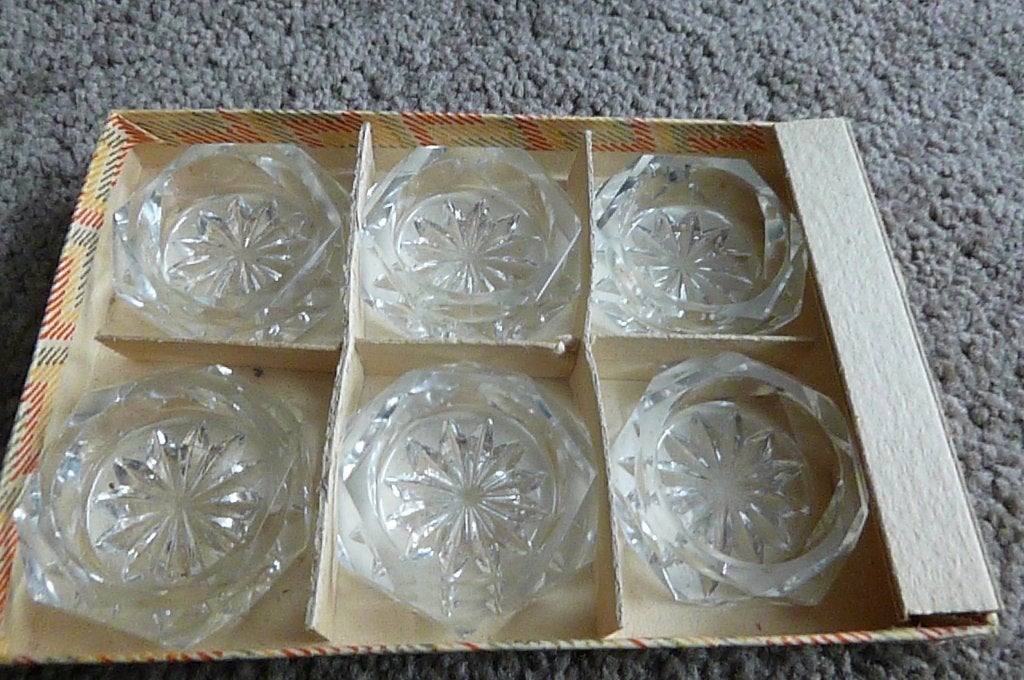 vintage schaaltjes in een doosje, Verzamelen, Ophalen of Verzenden, Overige typen
