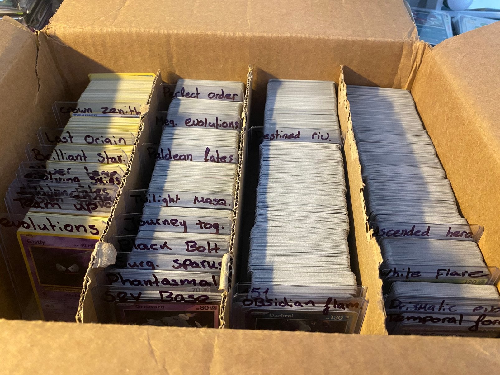 Grote collectie Pokémon kaarten - Diverse sets bulk en hits, Ophalen of Verzenden, Zo goed als nieuw, Meerdere kaarten, Foil