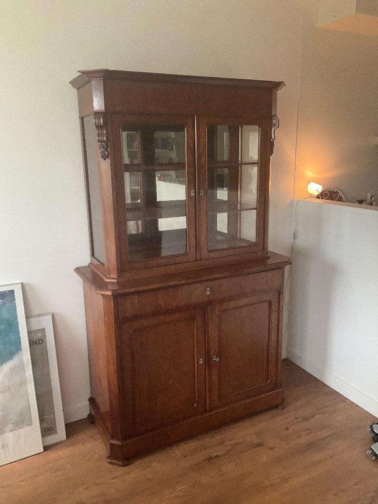 Antieke Biedermeier servieskast, Ophalen