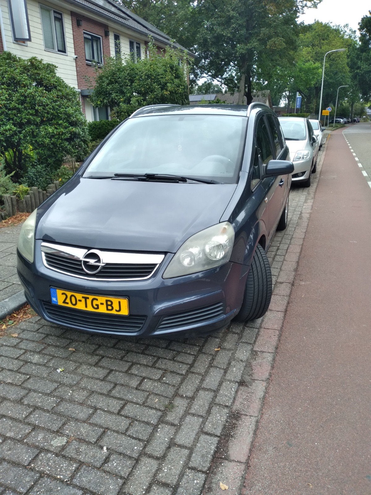 Opel Zafira 1.8 Automaat 7-persoons – Airco – APK. NAP., Automaat, Zafira, Grijs, Particulier