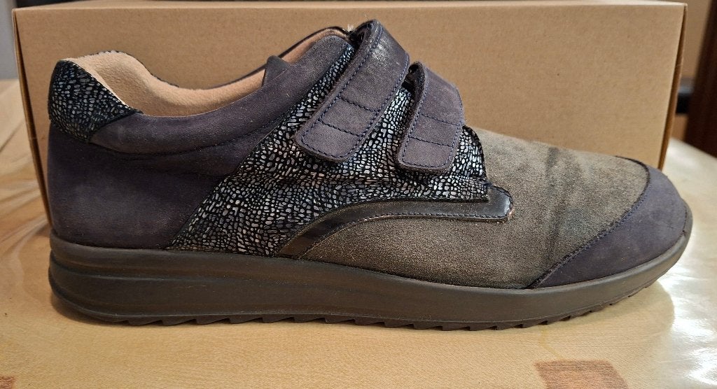 Damesschoen blauw mt UK8/42, merk Nimco, elastisch, Blauw, Ophalen of Verzenden, Sneakers of Gympen, Zo goed als nieuw