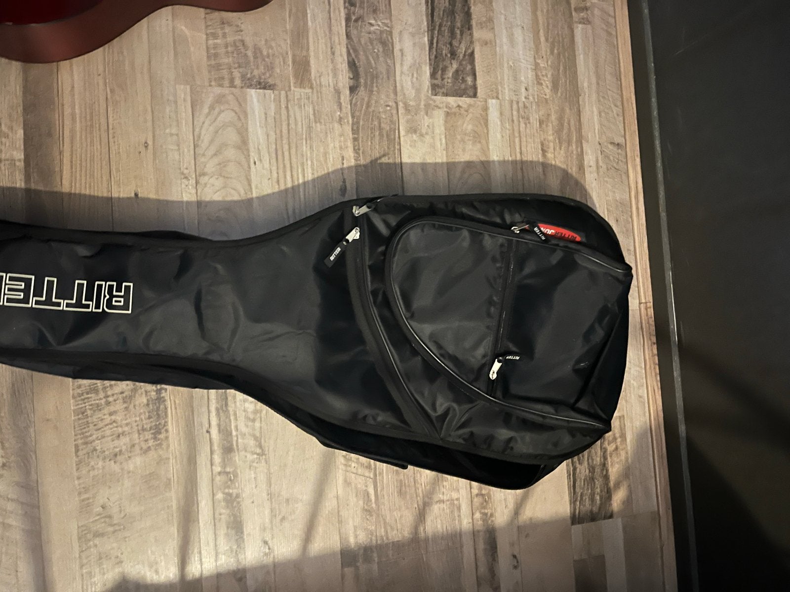 Junior gitaar met hoes - goede staat een snaar gebroken, Ophalen, Zo goed als nieuw, Klassieke of Spaanse gitaar, Met koffer