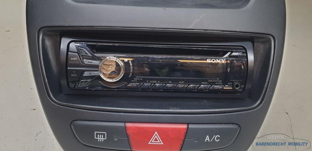 Radioframe met inbouwframe radio CD SONY CDX-GT472UM C1 107, Gebruikt, Citroën, Stellantis N.V., Ophalen of Verzenden