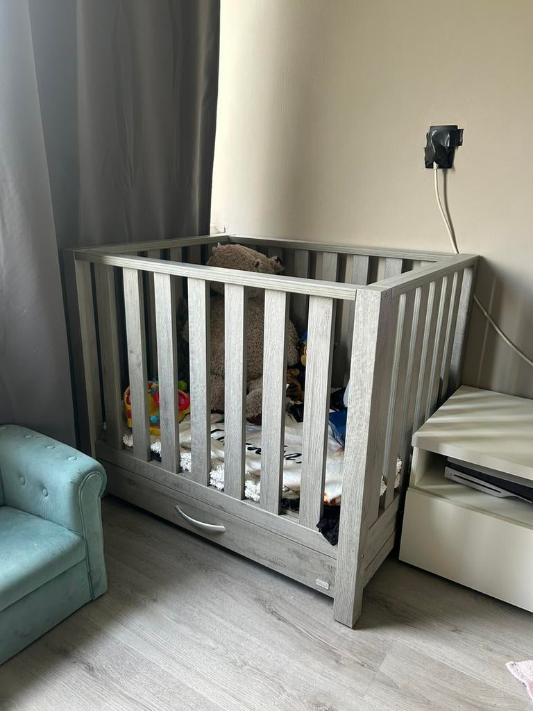 Mooie box te koop, Ophalen of Verzenden, Zo goed als nieuw, Jongetje of Meisje