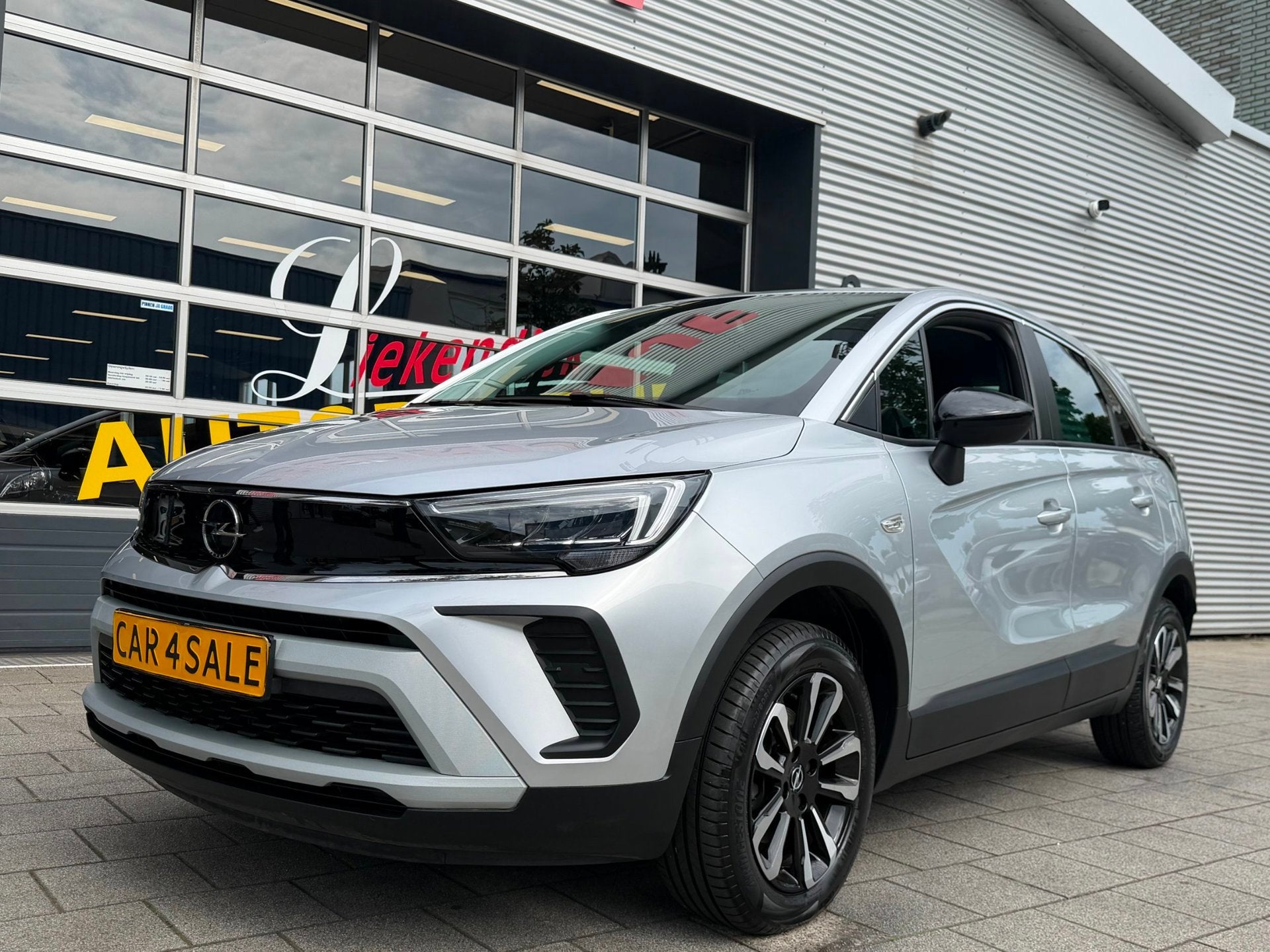 Opel Crossland 1.2 Turbo Elegance 19.000KM - Navigatie / App, Auto's, Opel, Gebruikt, Zwart, 1199 cc, Origineel Nederlands