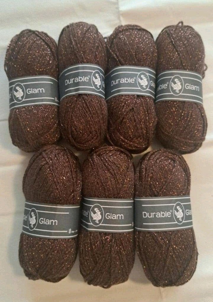 Durable Glam garen bruin - 7 bollen, Hobby en Vrije tijd, Ophalen of Verzenden, Zo goed als nieuw, Breien of Haken, Wol of Garen