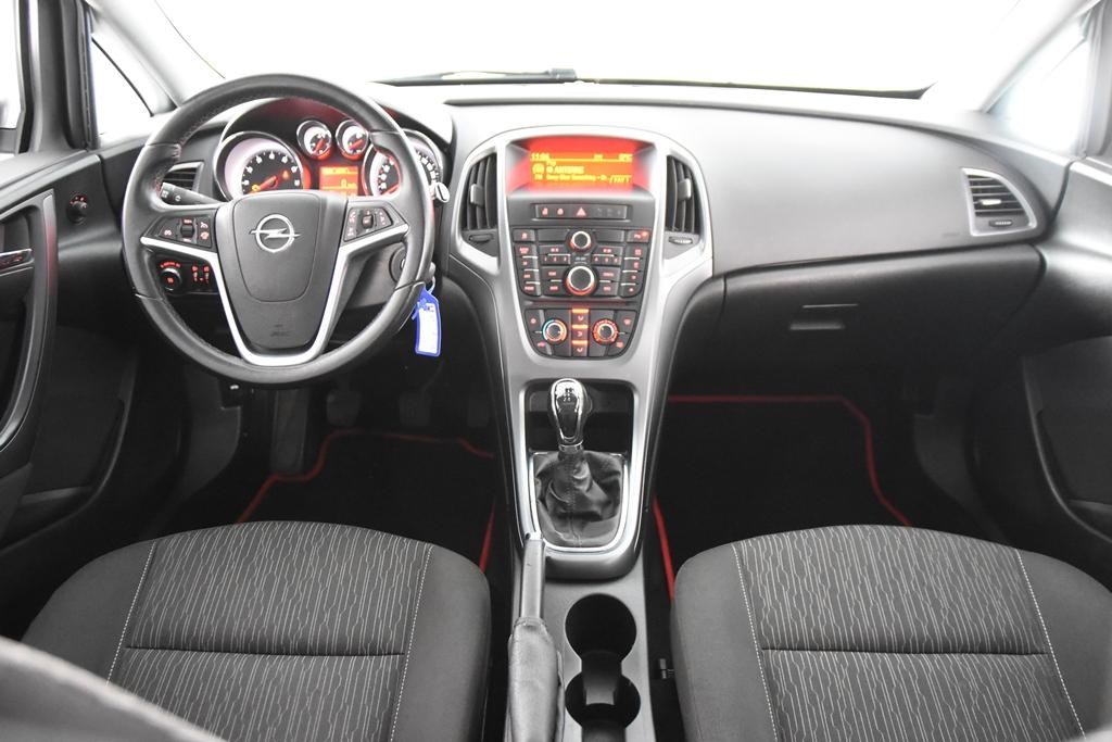 Opel Astra Sports Tourer 1.6 *Schuifdak*Trekhaak*PDC*, Auto's, Voorwielaandrijving, Euro 5, Gebruikt, Zwart