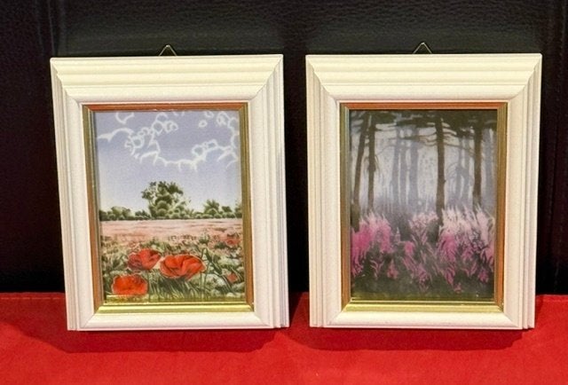 2x wandtegel met wit lijstje Jan Harr, Porsgrund Norway, Ophalen