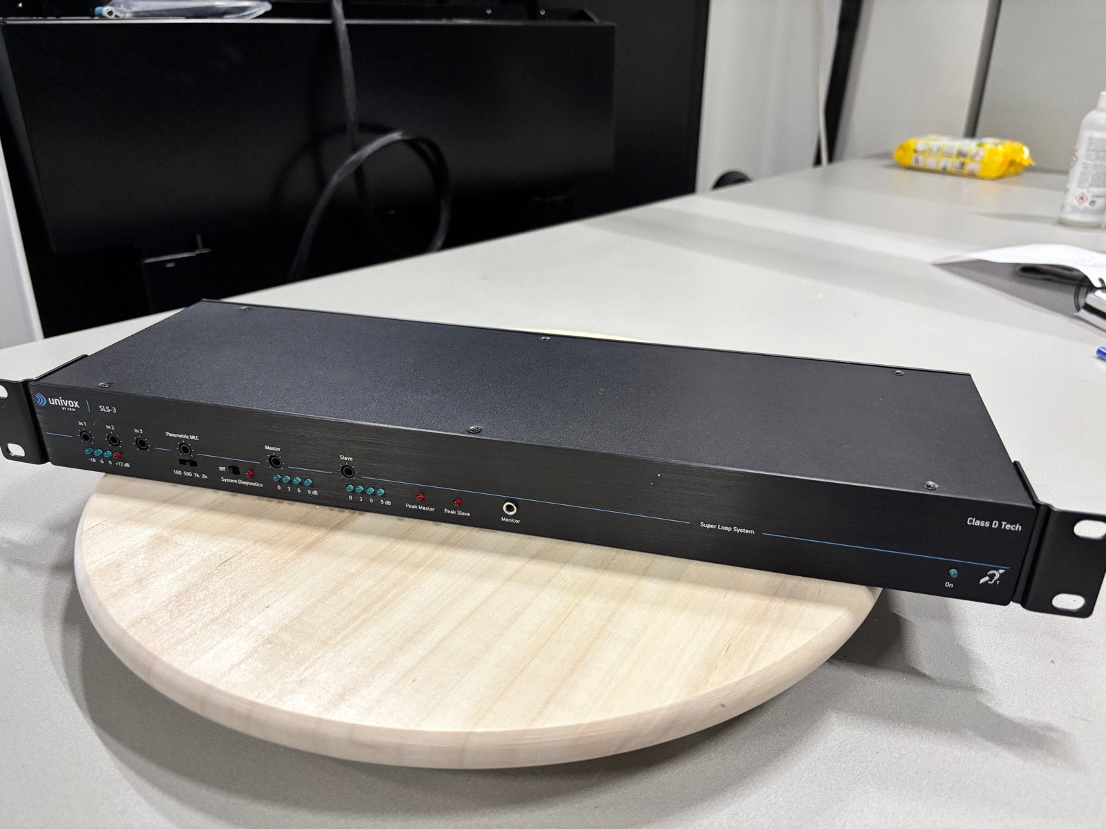 Univox SLS-3 Super Loop System Class D Tech Audio, Ophalen of Verzenden, Zo goed als nieuw, Audio