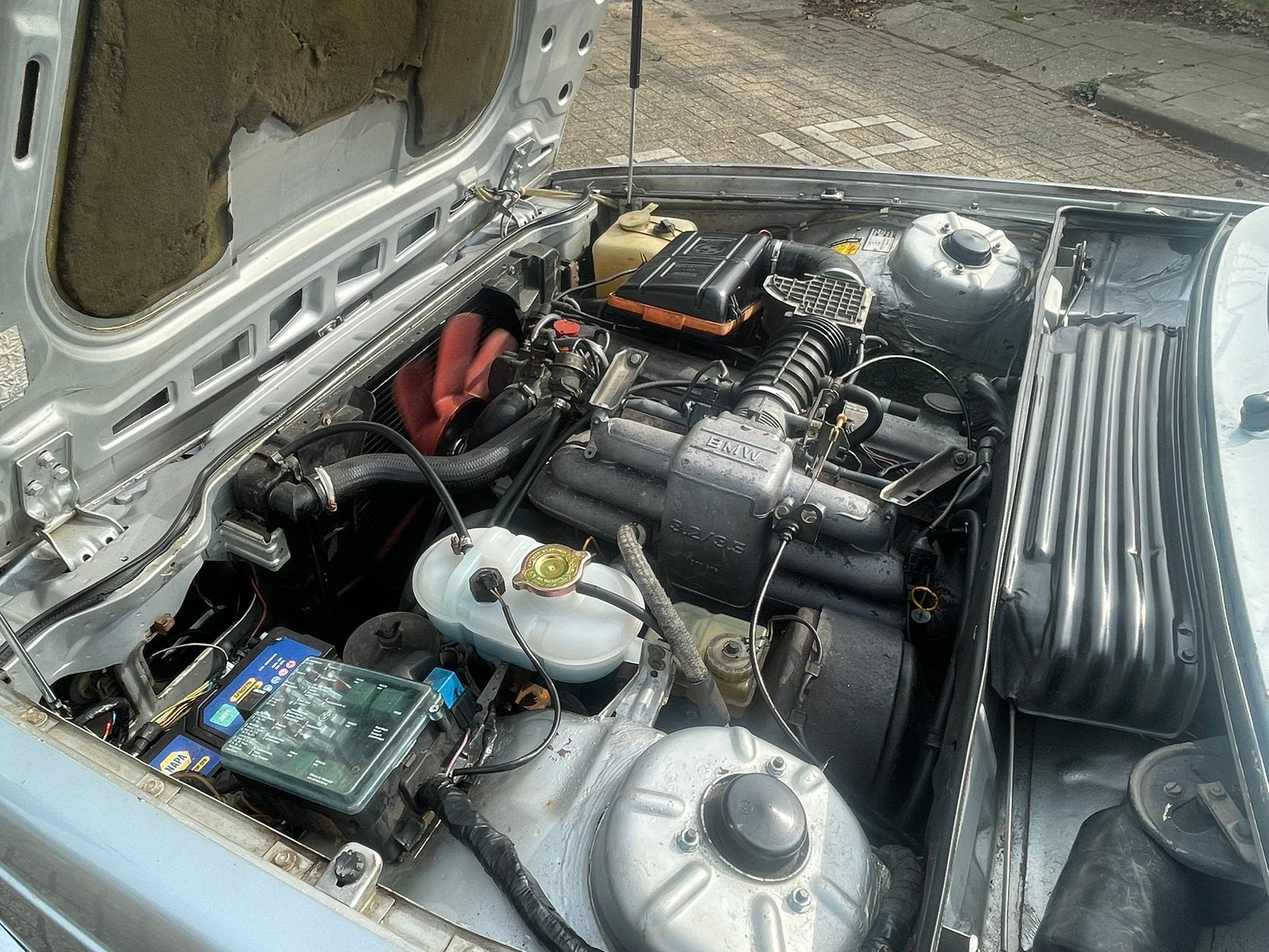 BMW E24 635csi zeldzame m90 motronic uitvoering, foto 7