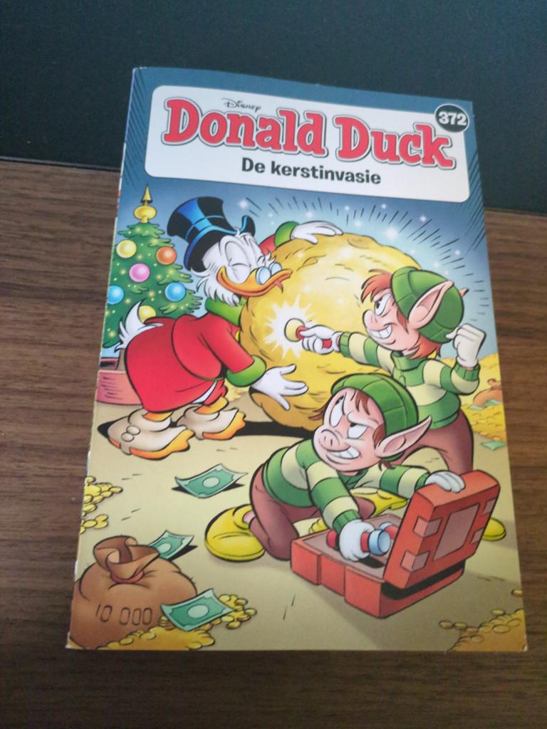 Donald Duck - De kerstinvasie, Ophalen