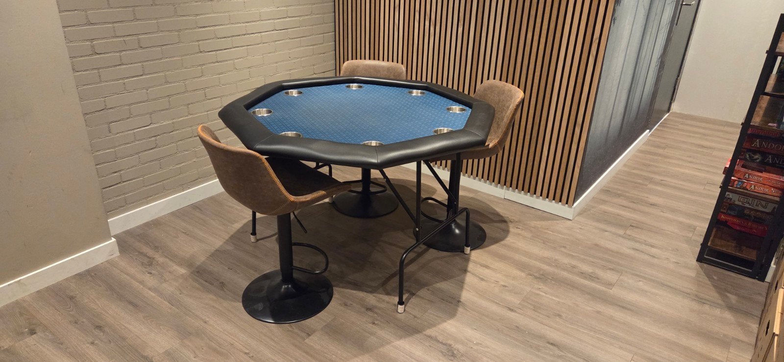 Te koop: ronde pokertafel met 6 bar-krukken, Ophalen, Gebruikt