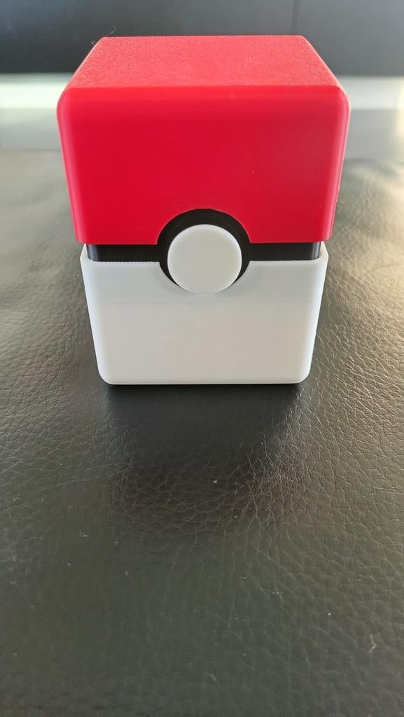 Pokéball Kaarthouder - Perfect voor Pokémon Kaarten, Ophalen of Verzenden, Nieuw, Overige typen