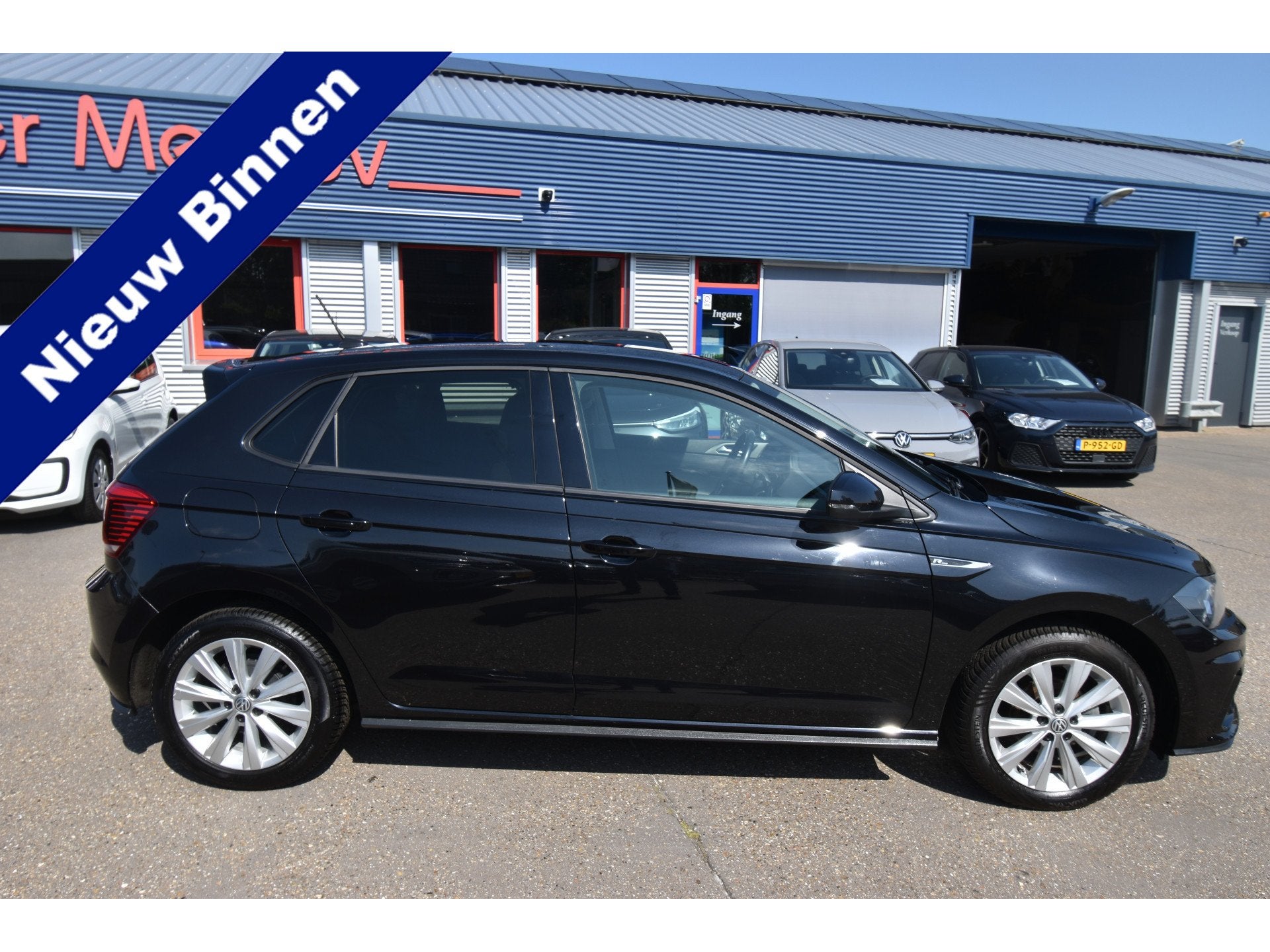 Volkswagen Polo 1.0 TSI Comfortline R-Line , NAVI , LMV16 ,, Voorwielaandrijving, Stof, Gebruikt, 1055 kg