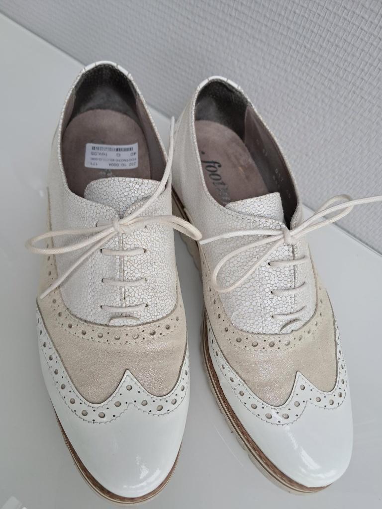 Schoenen Footnotes Maat : 40 Kleur : Wit Creme ( Lak ), Kleding | Dames, Schoenen, Wit, Overige typen, Ophalen of Verzenden, Zo goed als nieuw