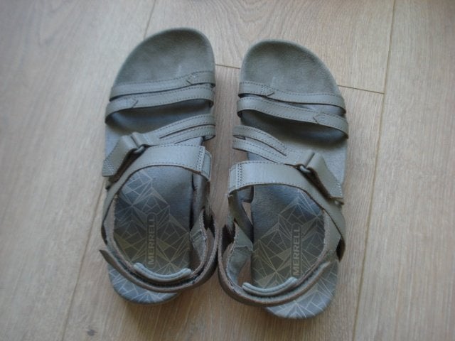 Bijna nieuwe leren MERRELL sandalen maat 37, Merrell, Zo goed als nieuw, Grijs, Sandalen of Muiltjes
