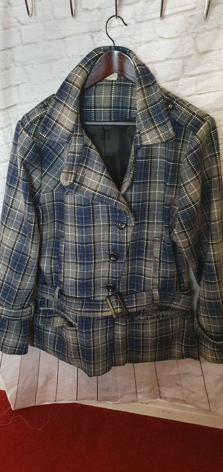 Geruite jas met ceintuur - Nieuw, Kleding | Dames, Nieuw, Verzenden, Blauw, Maat 46/48 (XL) of groter