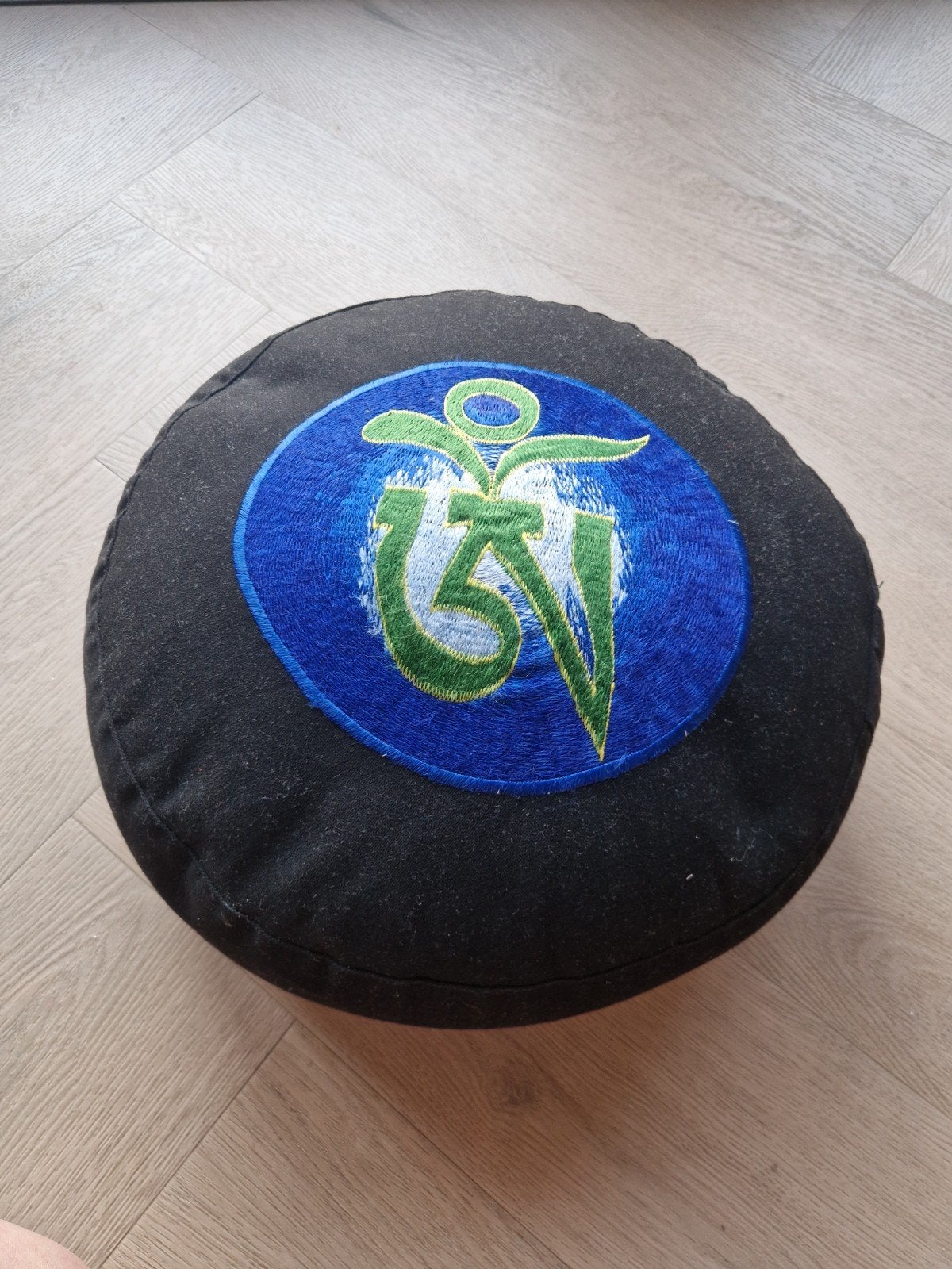 Zwart meditatiekussen met Om-symbool, Overige merken, Gebruikt, Zwart, Rond