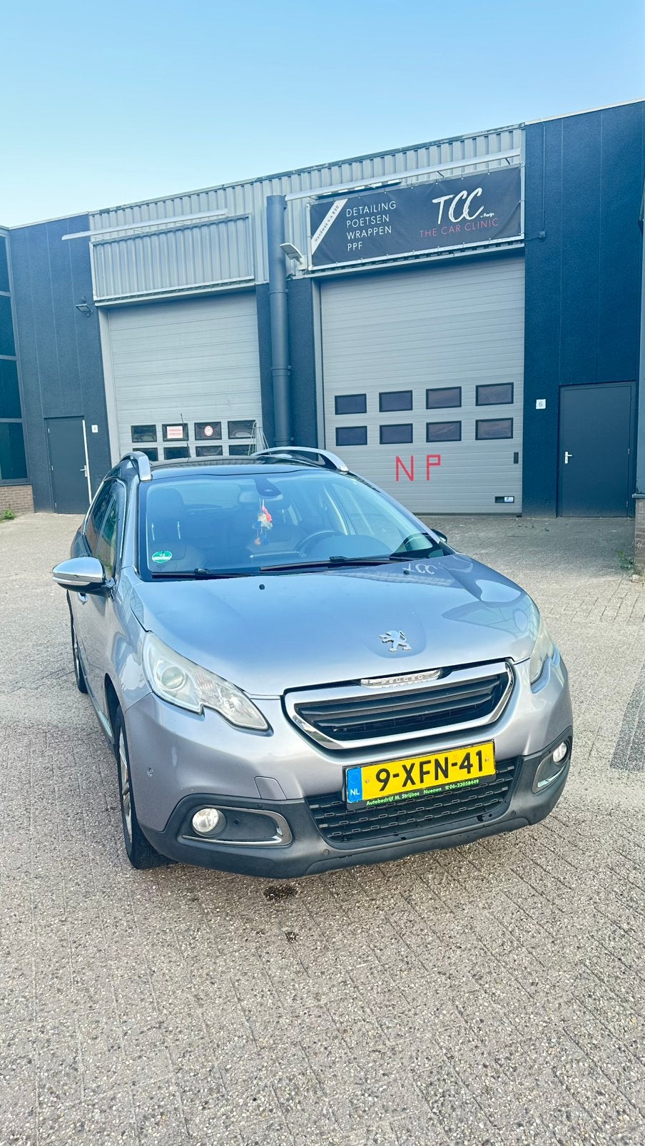 Peugeot 2008 1.6 E-hdi 68KW/92PK 2-TRONIC 2014 Grijs, Auto's, Peugeot, 1145 kg, 4 cilinders, Origineel Nederlands, Diesel