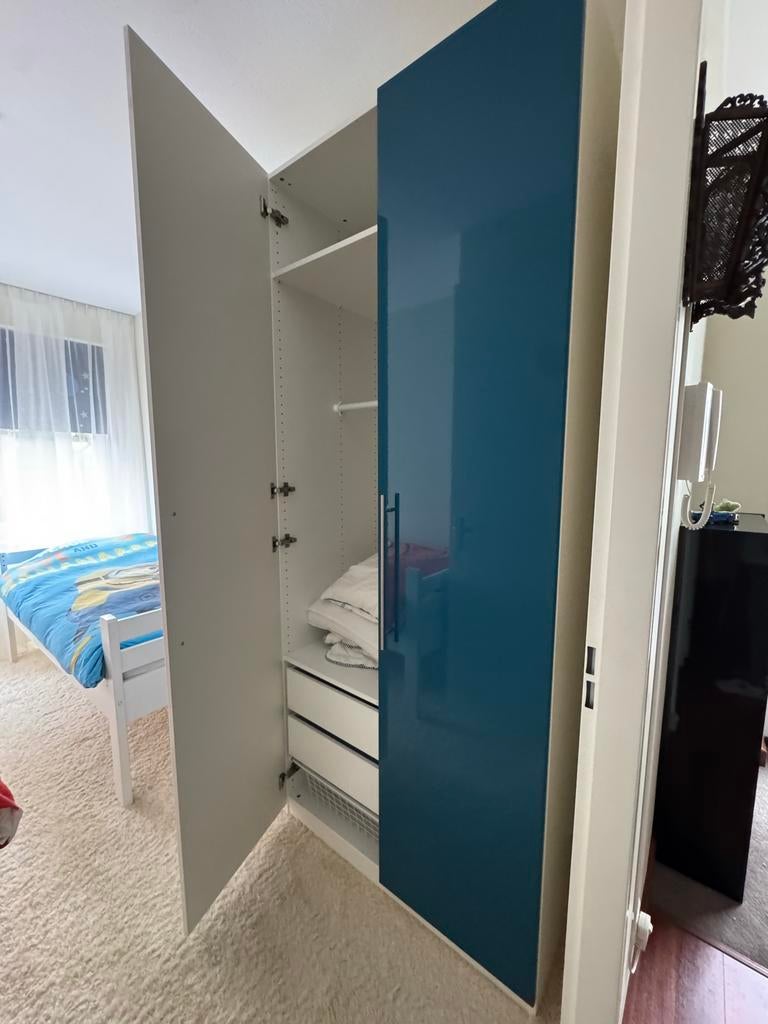 IKEA PAX kledingkast met blauwe deur en lades, Ophalen, 200 cm of meer, 50 tot 100 cm, Zo goed als nieuw