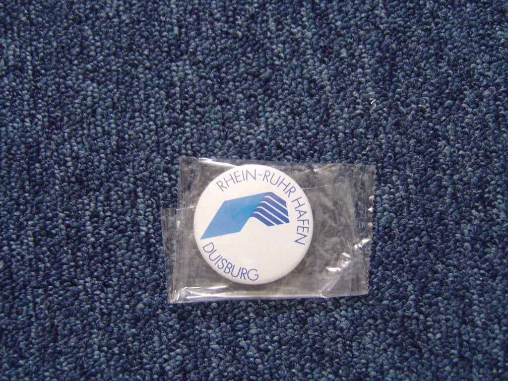 Rhein Ruhr haven Duisburg button ! speldjes, Verzamelen, Speldjes, Pins en Buttons, Ophalen of Verzenden, Zo goed als nieuw, Overige onderwerpen