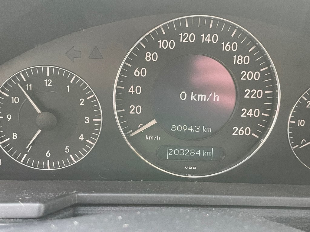 Mercedes-Benz E-klasse 240 Avantgarde, Automaat, Achterwielaandrijving, Gebruikt, 2597 cc