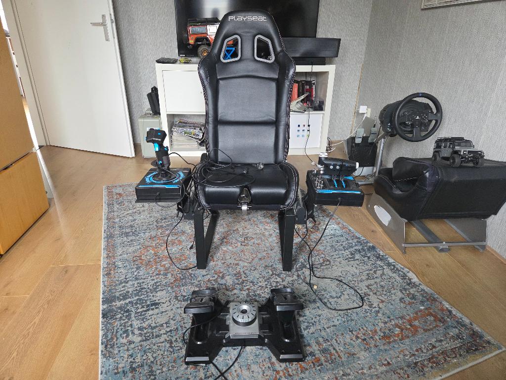 Playseat Flight Simulator stoel met Saitek X56  en pedalen, Ophalen, Gebruikt, Saitek