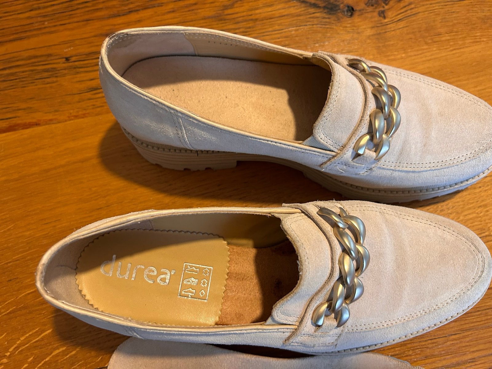 Durea Loafers maat 40, wijdte H- Zo goed als nieuw, Ophalen of Verzenden, Zo goed als nieuw, Beige, Instappers