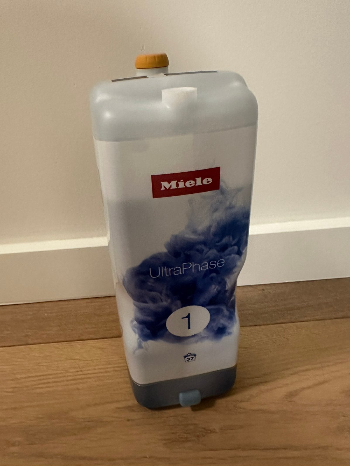NIEUW! 6 flessen Miele Ultraphase 1, Huis en Inrichting, Schoonmaakartikelen, Ophalen of Verzenden, Schoonmaakmiddel