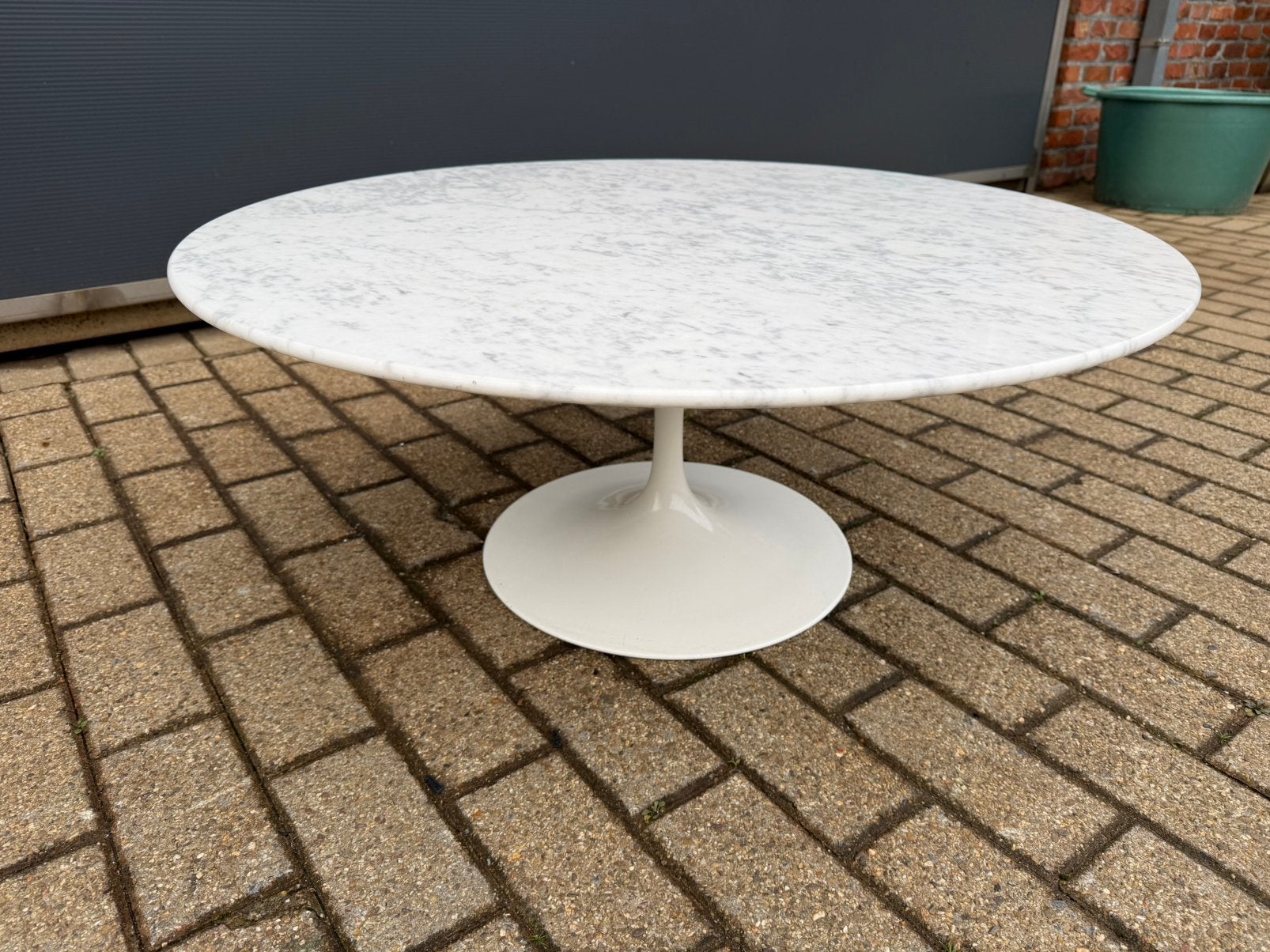 Originele Knoll Tulip Eero Saarinen Salontafel Carrara, Huis en Inrichting, Ophalen of Verzenden, Vitra togo mah jong sede artifort b&b italia cassina cor leolux