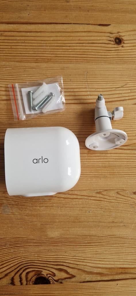 Arlo Pro 5S 2K Beveiligingscamera, Audio, Tv en Foto, Videobewaking, Ophalen of Verzenden, Zo goed als nieuw, Buitencamera