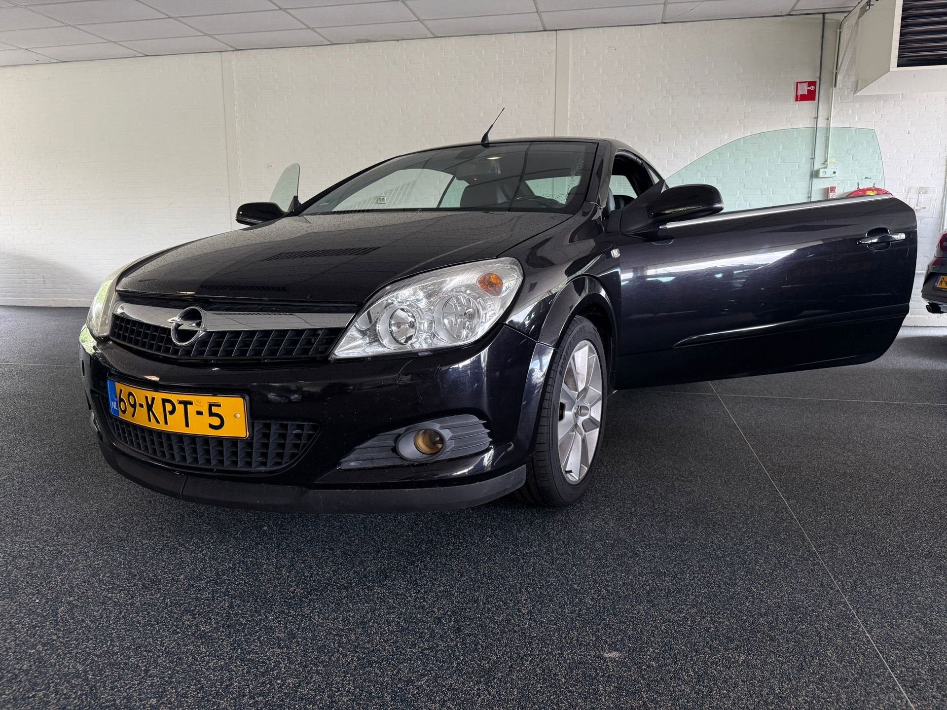 Opel Astra TwinTop 1.8 Enjoy| Cabrio | Hardtop | Stoelverwar, Auto's, Opel, Voorwielaandrijving, 4 cilinders, Cabriolet, 4 stoelen