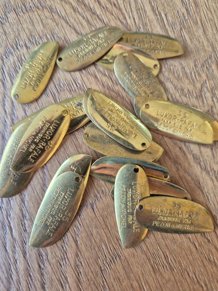 25x Pezon et Michel Luxor Rafale spinnerbladen 35mm kunstaas, Ophalen of Verzenden, Nieuw, Overige typen