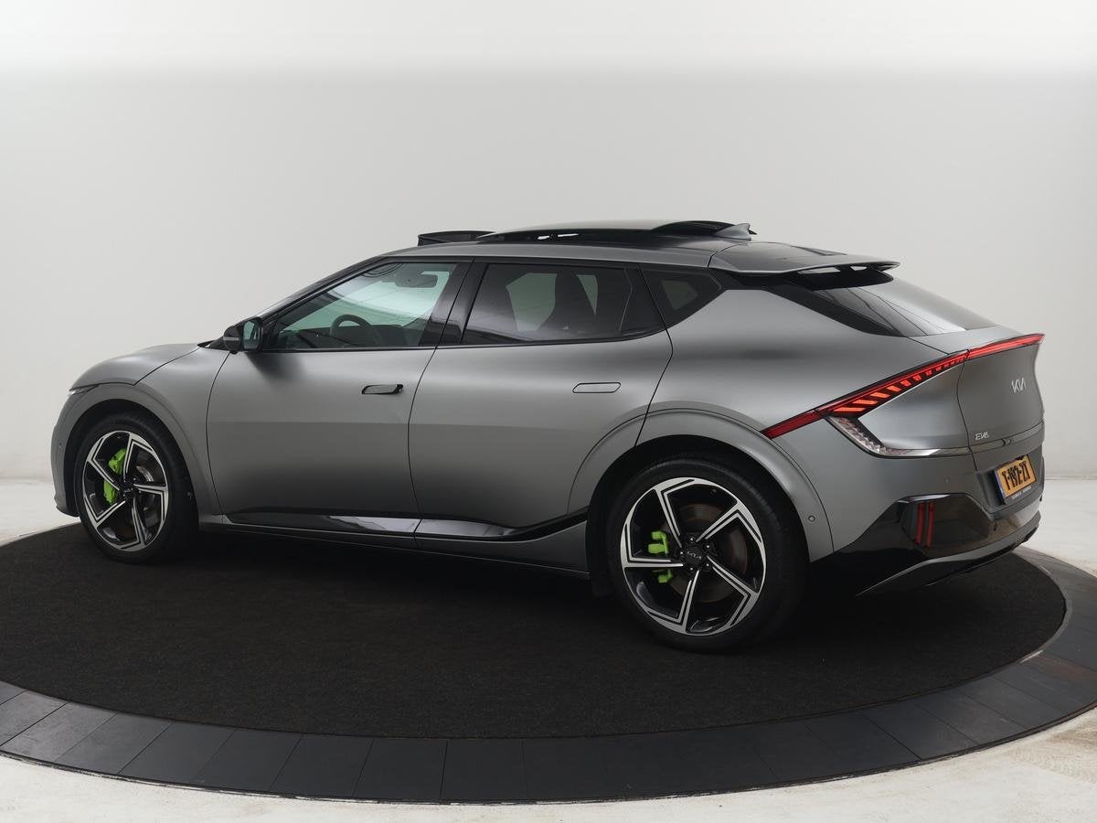 Kia EV6 GT AWD 77.4 kWh | SOH 98.1% | Panoramadak | Alcantar, Alcantara, 2100 kg, Origineel Nederlands, Parkeerassistent