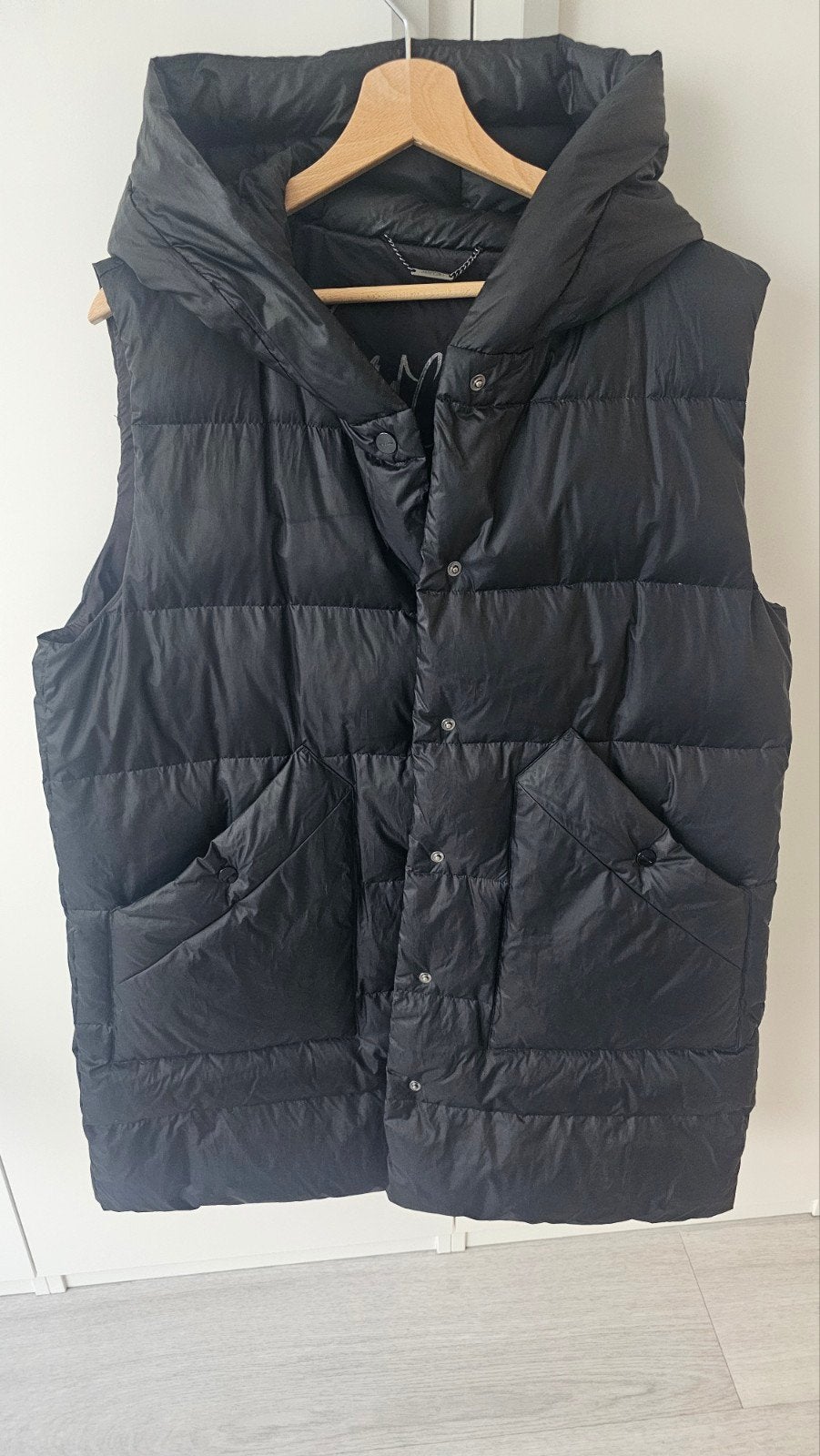 Marc Cain dons bodywarmer zwart maat 4/40, Kleding | Dames, Maat 38/40 (M), Marc Cain, Verzenden, Zwart