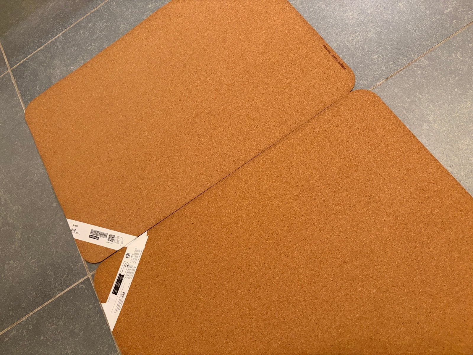 IKEA SUSIG kurk onderzetters / placemats (2 stuks), Ophalen, Zo goed als nieuw, Bruin, Natuurlijk materiaal