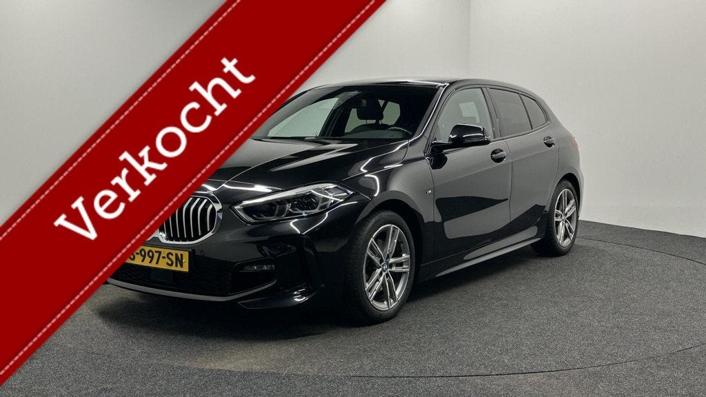 BMW 1-serie 118i Essential High Executve M-Sport NAVI CRUISE, Auto's, BMW, Automatische klimaatregeling, Achterwielaandrijving