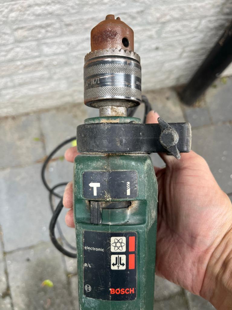 Bosch CSB 550 RE Boormachine - Gebruikt maar functioneel, Doe-het-zelf en Verbouw, Boormachine, Gebruikt, Ophalen of Verzenden