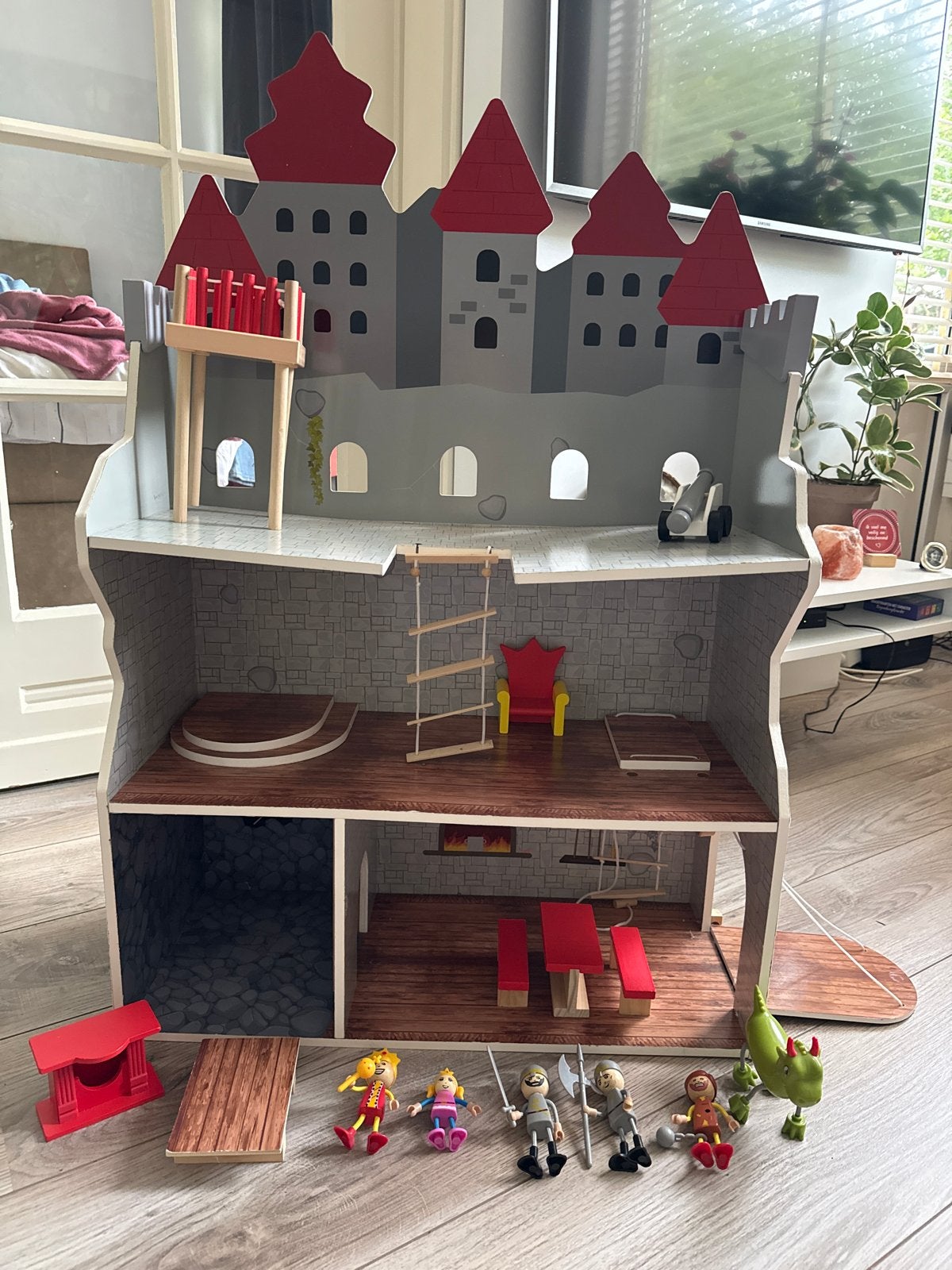 Groot Houten Kasteel met Ridders en Draak, Ophalen, Zo goed als nieuw, Jongen of Meisje