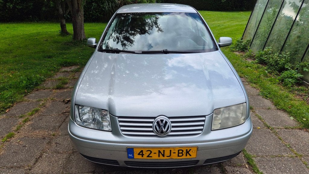 Volkswagen Bora VW BORA COMFORTLINE 2003 AIRCO NWE APK, Gebruikt, Bora, 4 cilinders, Handgeschakeld