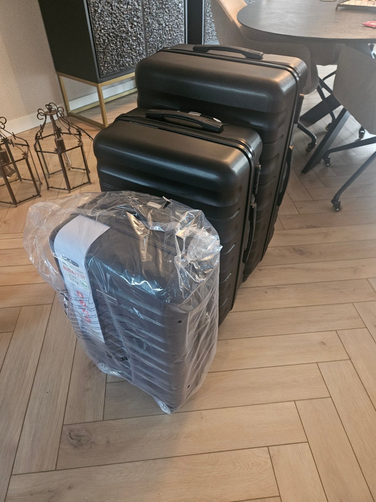 3-delige Rome hardcase kofferset - zwart, Sieraden, Tassen en Uiterlijk, Koffers, Wieltjes, Hard kunststof, 45 tot 55 cm, Nieuw